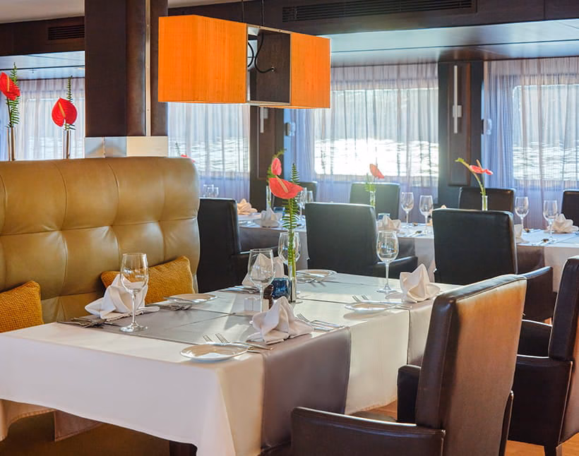 Oberoi Zahra Nile Cruise Restaurant