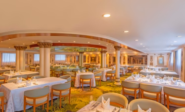 Sonesta St. George I Nile Cruise Restaurant