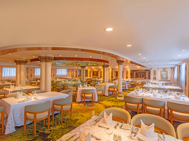 Sonesta St. George I Nile Cruise Restaurant