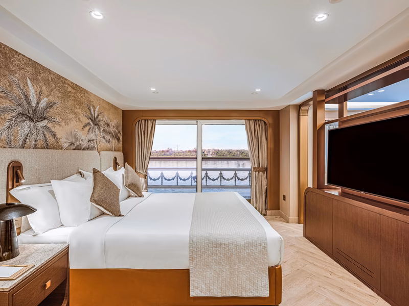 Sonesta St. George I Nile Cruise Royal Suite