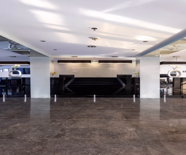 Farah Nile Cruise Lobby