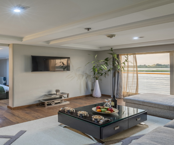 Farah Nile Cruise Royal Suite - Egypt Nile Cruise Hub