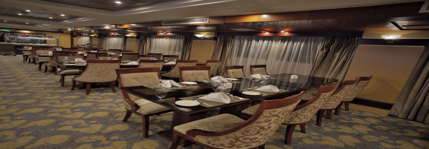Blue Shadow I Nile Cruise restaurant - Direct Nile Cruise Egypt