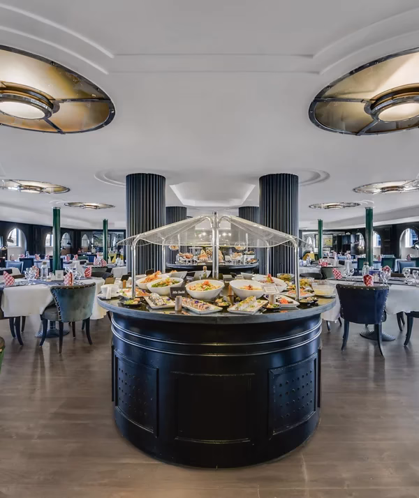 Movenpick Hamees Nile Cruise Restaurant