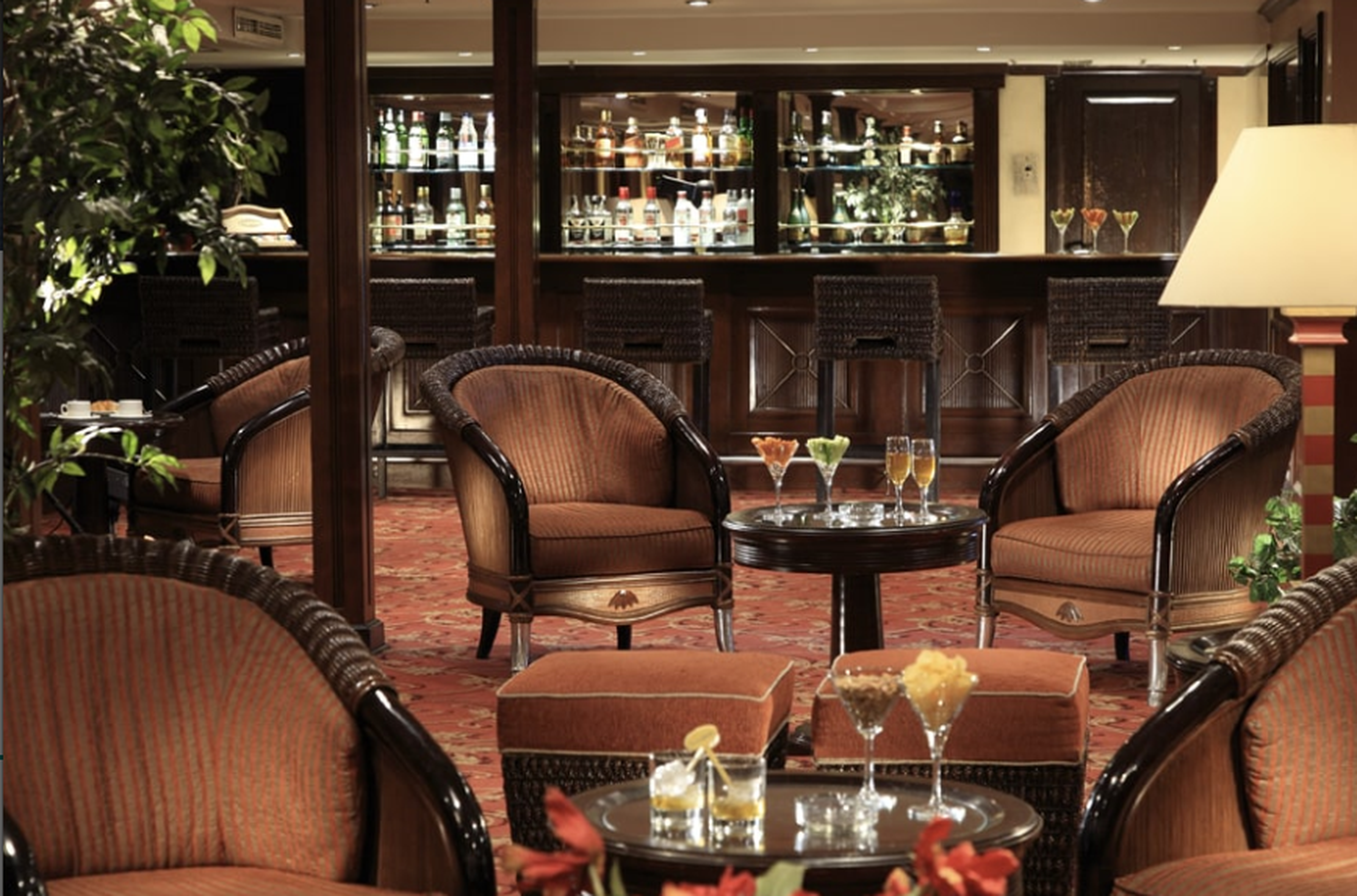 Iberotel Crown Empress Nile Cruise Lounge Bar