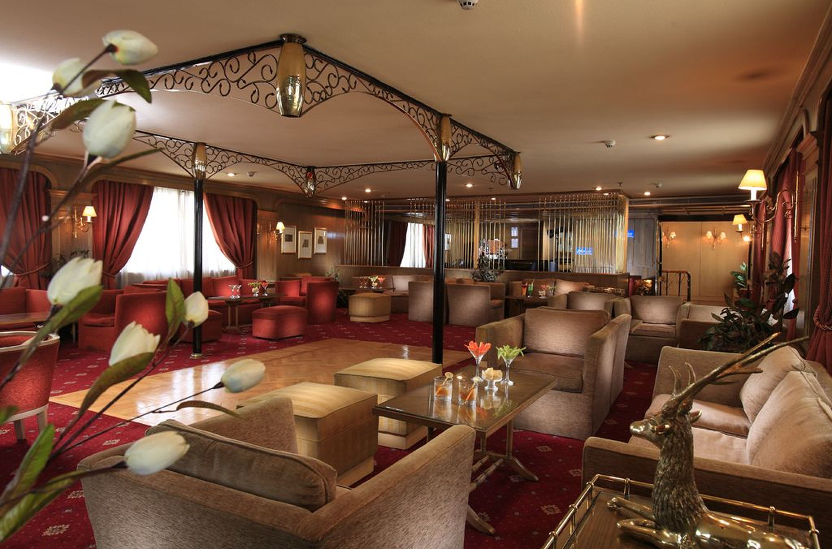 JAZ El Qassida Nile Cruise - Amara - Lounge Bar