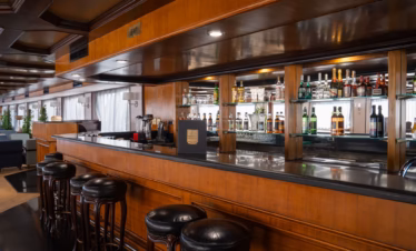 Commodore Nile Cruise Lounge Bar