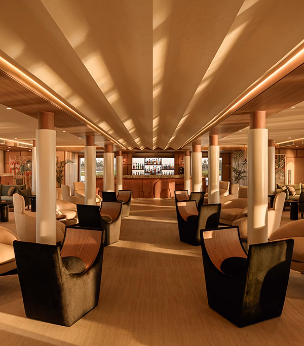 Le Fayan Suites Nile Cruise Main Bar
