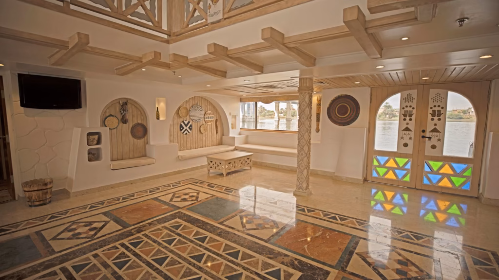 MS Mahrousa Nile Cruise Decoration
