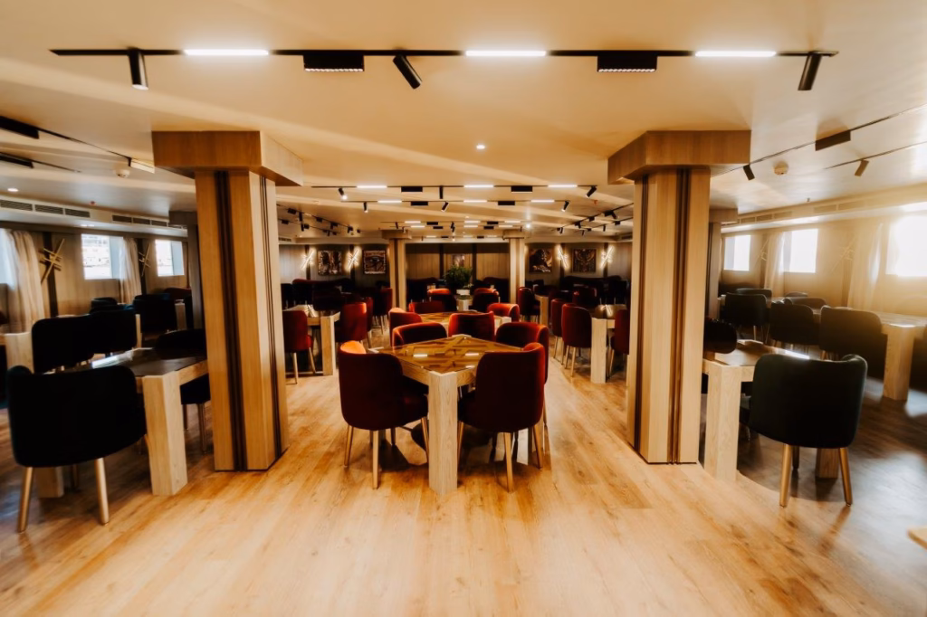 Medea Nile Cruise Restaurant 2