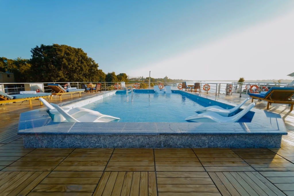 Miriam Nile Cruise Swimming Pool